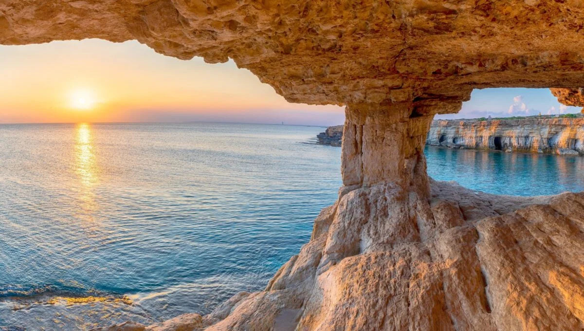 Warszawa ✈️ Cypr (10.02–17.02.26)